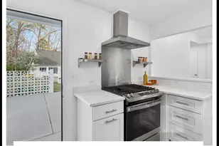 100 Eastwood Lake Rd, Chapel Hill, NC 27514 - Photo 17