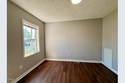 1002 E Harnett Street, Dunn, NC 28334 - Photo 9