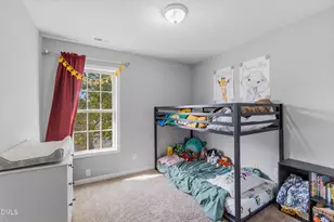 4729 Windbreak Ln, Raleigh, NC 27616 - Photo 17