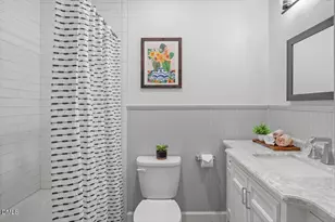 621 Hugo St, Durham, NC 27704 - Photo 23