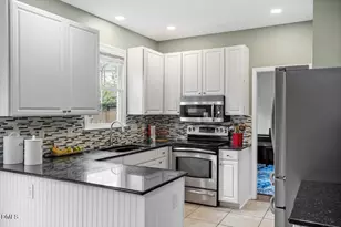 203 Cobblestone Dr, Chapel Hill, NC 27516 - Photo 23