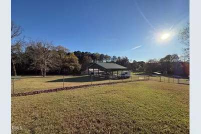 3032 Federal Road, Benson, NC 27504 - Photo 5