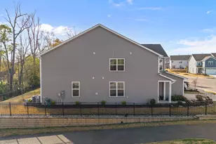 2220 Sugar Cone Wy, Fuquay-Varina, NC 27526 - Photo 5