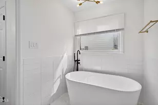 4949 Liverpool Ln, Raleigh, NC 27604 - Photo 23