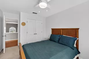 101 Strathburgh Ln, Cary, NC 27518 - Photo 37