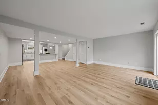 1213 Manassas Ct, Raleigh, NC 27609 - Photo 9