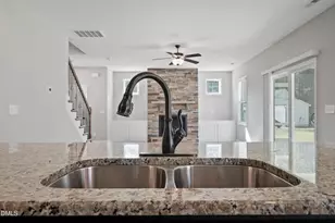 262 Day Lily St, Selma, NC 27576 - Photo 11