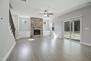 262 Day Lily St, Selma, NC 27576 - Photo 5