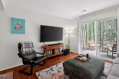 220 Elizabeth Street #Apt A15, Chapel Hill, NC 27514 - Photo 5