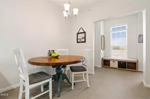 2511 Huntscroft Ln, Raleigh, NC 27617 - Photo 9