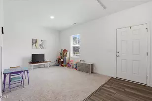 745 Mirror Pond Dr, Zebulon, NC 27597 - Photo 5