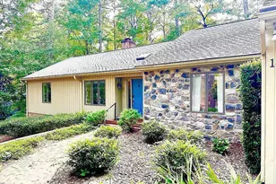 1907 Wedgewood Dr, Sanford, NC 27332 - Photo 1