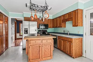 537 N Gurney St, Burlington, NC 27215 - Photo 3