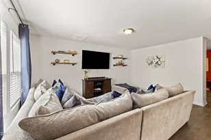 507 E Waycliff Rd, Henderson, NC 27537 - Photo 9