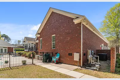 104 Westchase Run, Sanford, NC 27330 - Photo 5