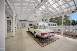 309 W Divine St, Dunn, NC 28334 - Photo 77