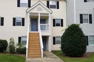 131 Kingsbury Dr, Chapel Hill, NC 27514 - Photo 1