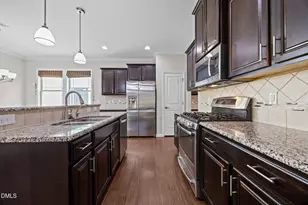 2608 Historic Cir, Morrisville, NC 27560 - Photo 9