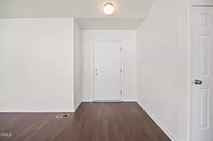 7121 Missionary Ridge Dr, Raleigh, NC 27610 - Photo 5