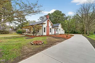 220 E Branch St, Spring Hope, NC 27882 - Photo 13
