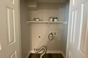 4706 Blue Bird Ct, Raleigh, NC 27606 - Photo 9