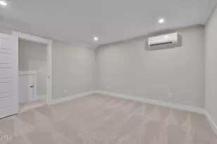 1110 Blackthorn Ln, Durham, NC 27703 - Photo 25