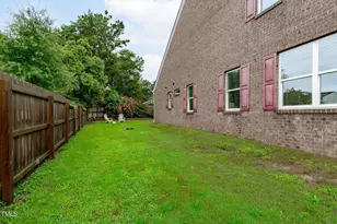 105 Bridge St, Fuquay Varina, NC 27526 - Photo 27