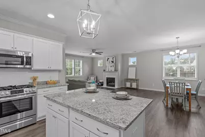 105 Bridge Street, Fuquay-Varina, NC 27526 - Photo 9