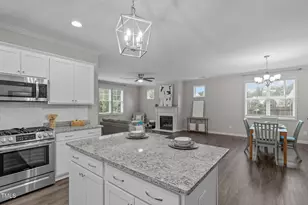 105 Bridge St, Fuquay-Varina, NC 27526 - Photo 9