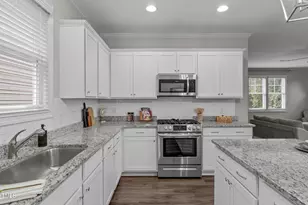 105 Bridge St, Fuquay Varina, NC 27526 - Photo 5