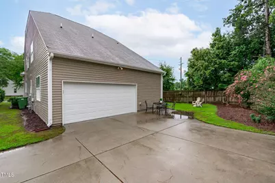 105 Bridge Street, Fuquay-Varina, NC 27526 - Photo 27