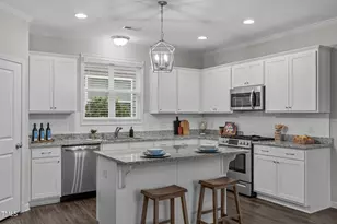 105 Bridge St, Fuquay Varina, NC 27526 - Photo 3