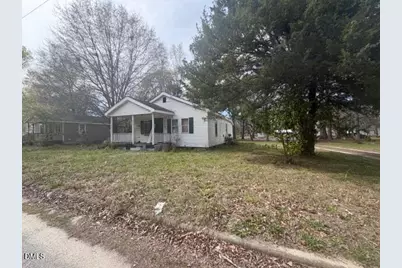 926 Blount Street, Smithfield, NC 27577 - Photo 3