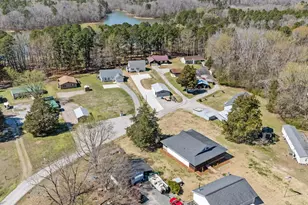 35 Hummingbird Ln, Henderson, NC 27537 - Photo 23