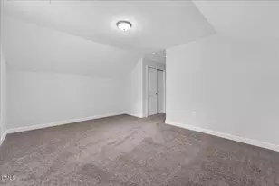 609 Crooked Pine Dr, Cary, NC 27519 - Photo 51