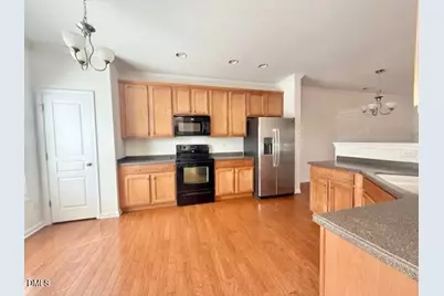 705 Keystone Park Drive #27, Durham, NC 27560 - Photo 5