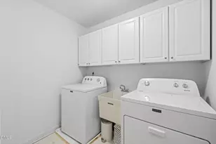 203 Wyndham Dr, Chapel Hill, NC 27516 - Photo 43