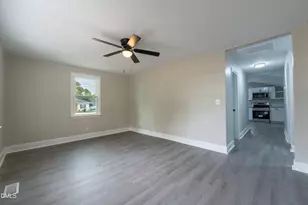 1001 S Layton Ave, Dunn, NC 28334 - Photo 5