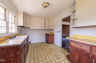 216 N Cheatham St, Franklinton, NC 27525 - Photo 9