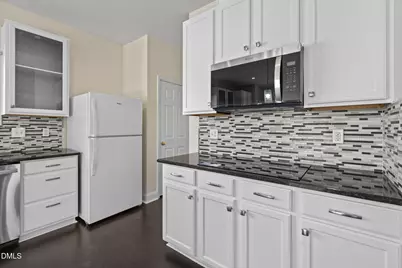 513 Thistlegate Trail, Raleigh, NC 27610 - Photo 15