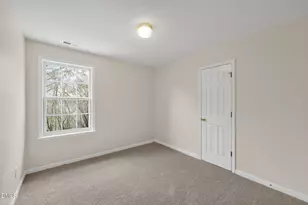 604 Crossview Ln, Durham, NC 27703 - Photo 9