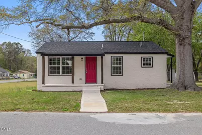 601 Temple Street, Selma, NC 27576 - Photo 3