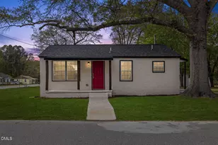 601 Temple St, Selma, NC 27576 - Photo 1