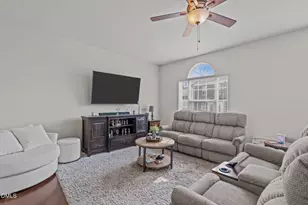 6031 Kentworth Dr, Holly Springs, NC 27540 - Photo 7