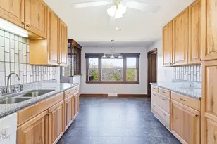 519 Riverside Dr, Burlington, NC 27217 - Photo 11