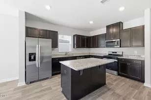 445 Woodbluff Dr, Sanford, NC 27330 - Photo 7