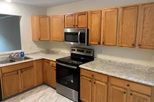 204 Climbing Ivy Ct, Cary, NC 27511 - Photo 5