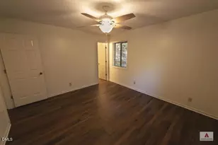 222 Valley Park Dr, Chapel Hill, NC 27514 - Photo 17