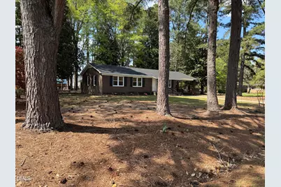 201 Carolyn Drive, Selma, NC 27576 - Photo 3