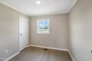 210 S Brevard St, Selma, NC 27576 - Photo 17